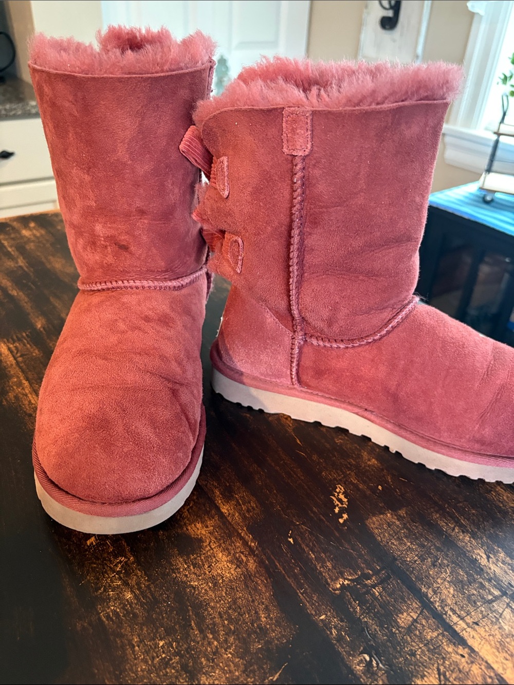 UGG Woman’s Rose Suede Bow-Back Shearling Boots